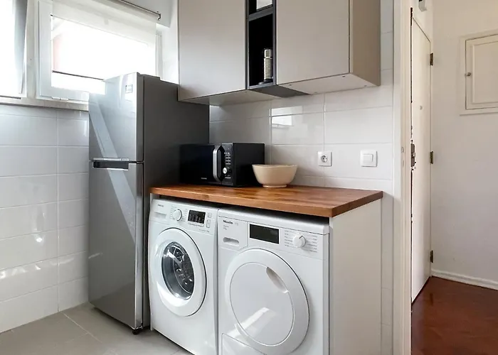 Claude Homes Rato Apartmán
